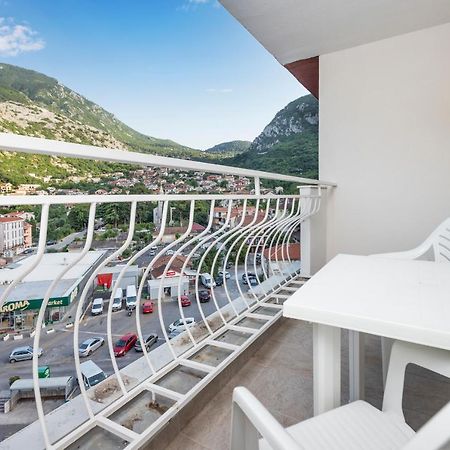 Studio Apartman Scardona Kotor Bagian luar foto