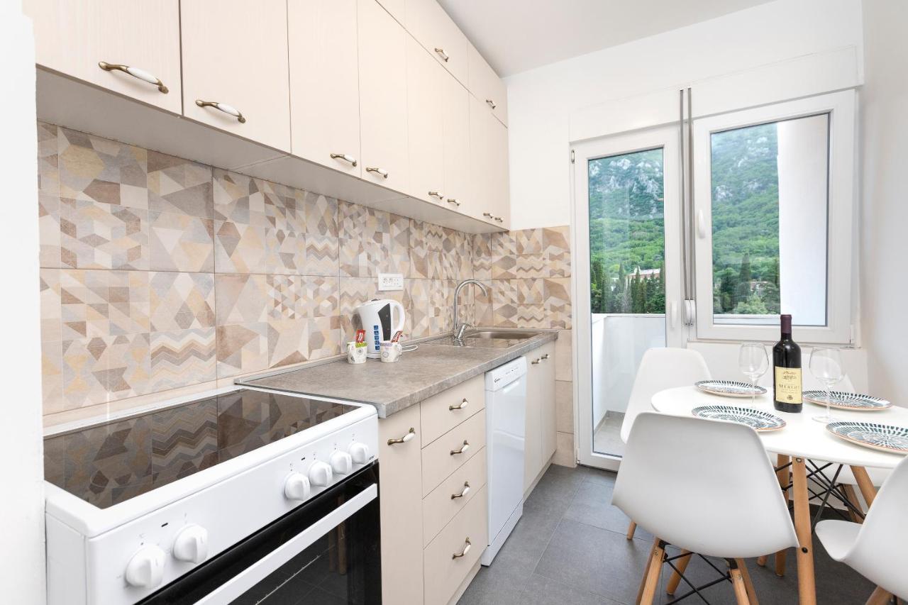 Studio Apartman Scardona Kotor Bagian luar foto